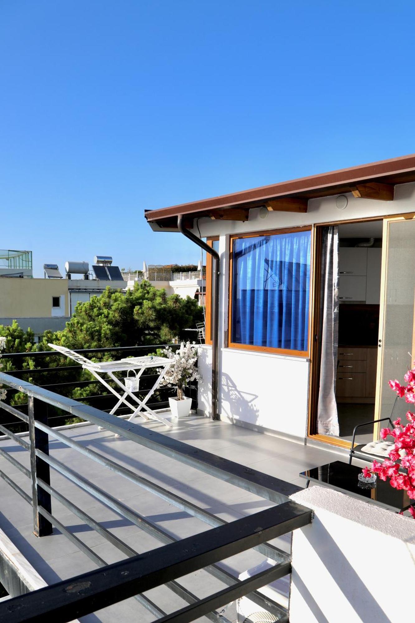Sea View Apartments Голем Экстерьер фото
